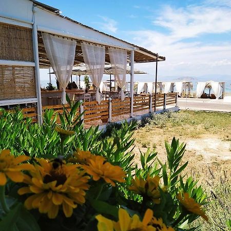 Larissa Hotel Skála Екстериор снимка