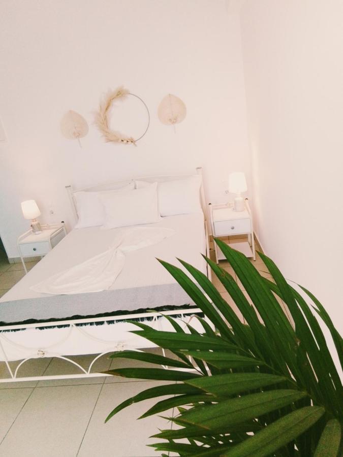 Larissa Hotel Skála Екстериор снимка