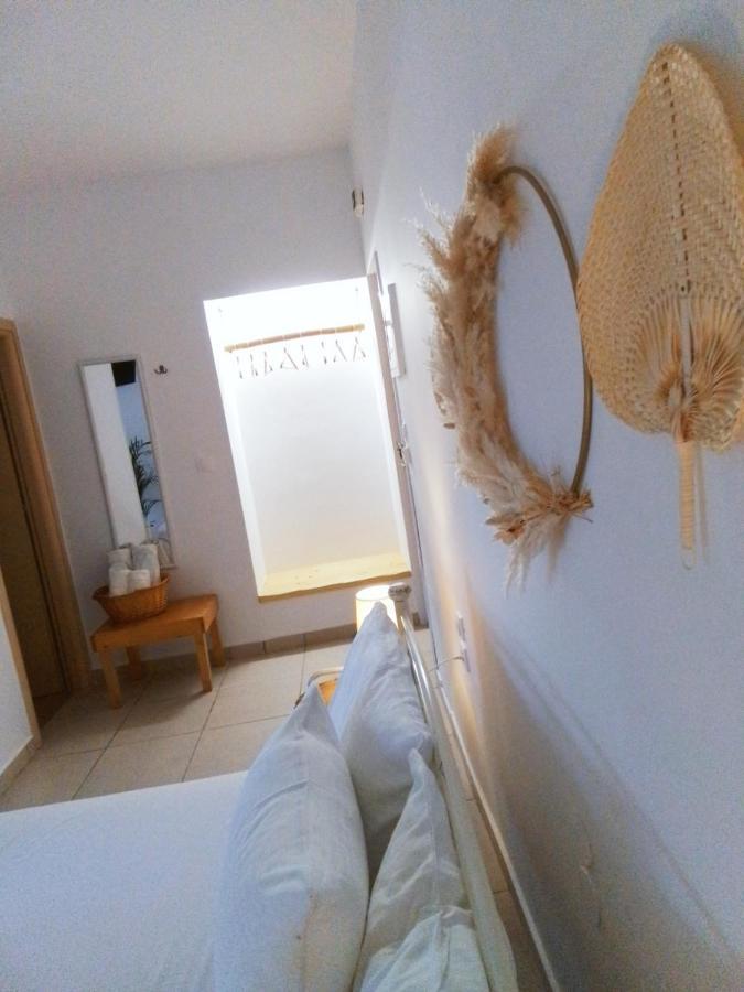 Larissa Hotel Skála Екстериор снимка